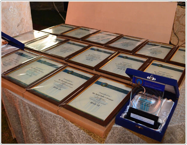 Mementos and shields presented to members of the legal fraternity 
for their invaluable services rendered